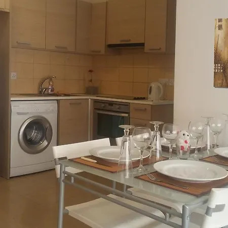Ledras City Center Appartement